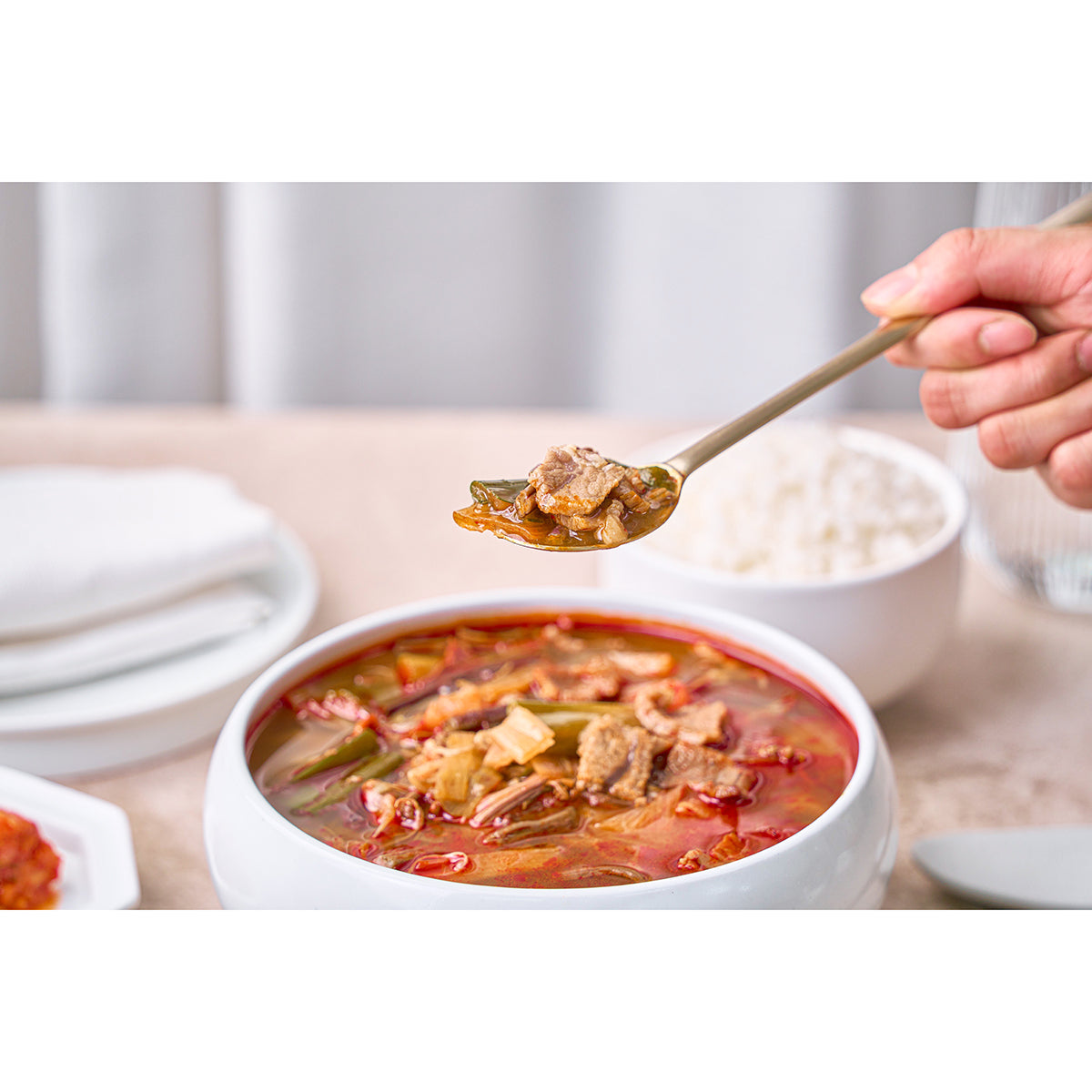 SHINSEGAE FOOD 韓式辣牛肉湯 (450g)